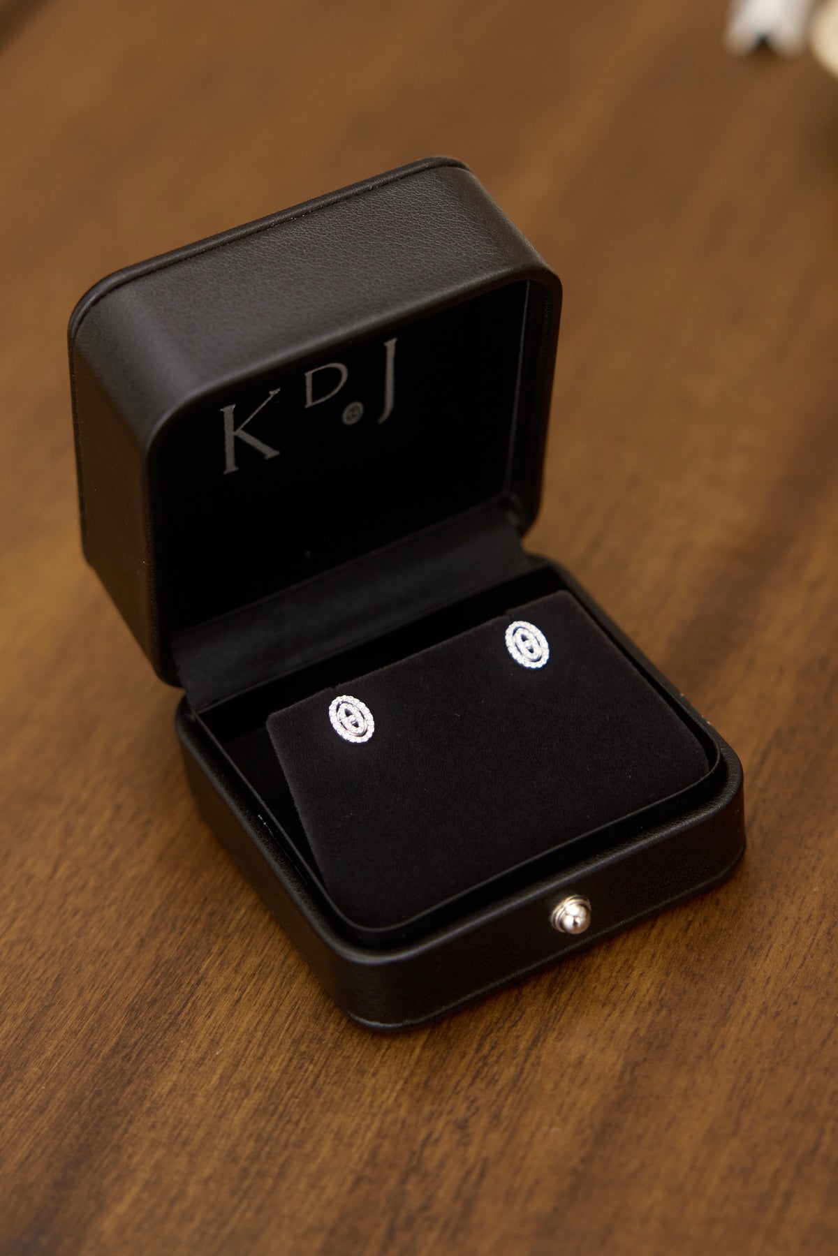 Diamond Icon Stud