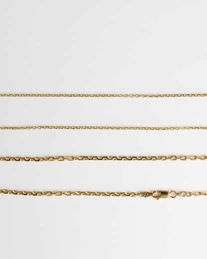 Medium Mani Necklace